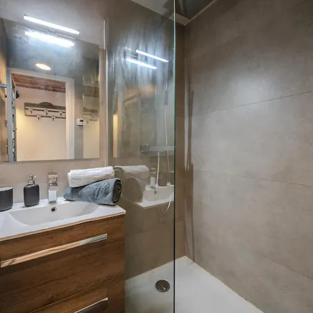Appartement 2 Chambres Avec Balcon Et Parking Val Thorens Exterior photo