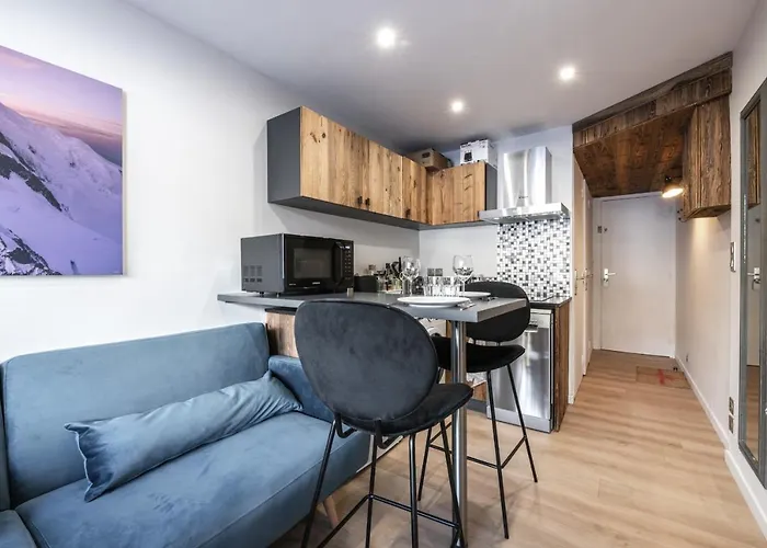 Appartement 2 Chambres Avec Balcon Et Parking